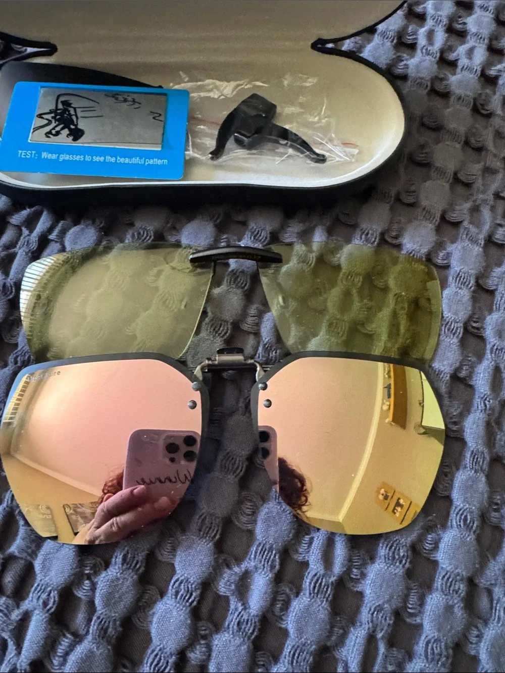 N/A clip sunglasses